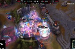 足球直播-包含DFM碾压HLE，Viper线上压制力十足峡谷大战淘汰赛，强势挺进下一轮的词条