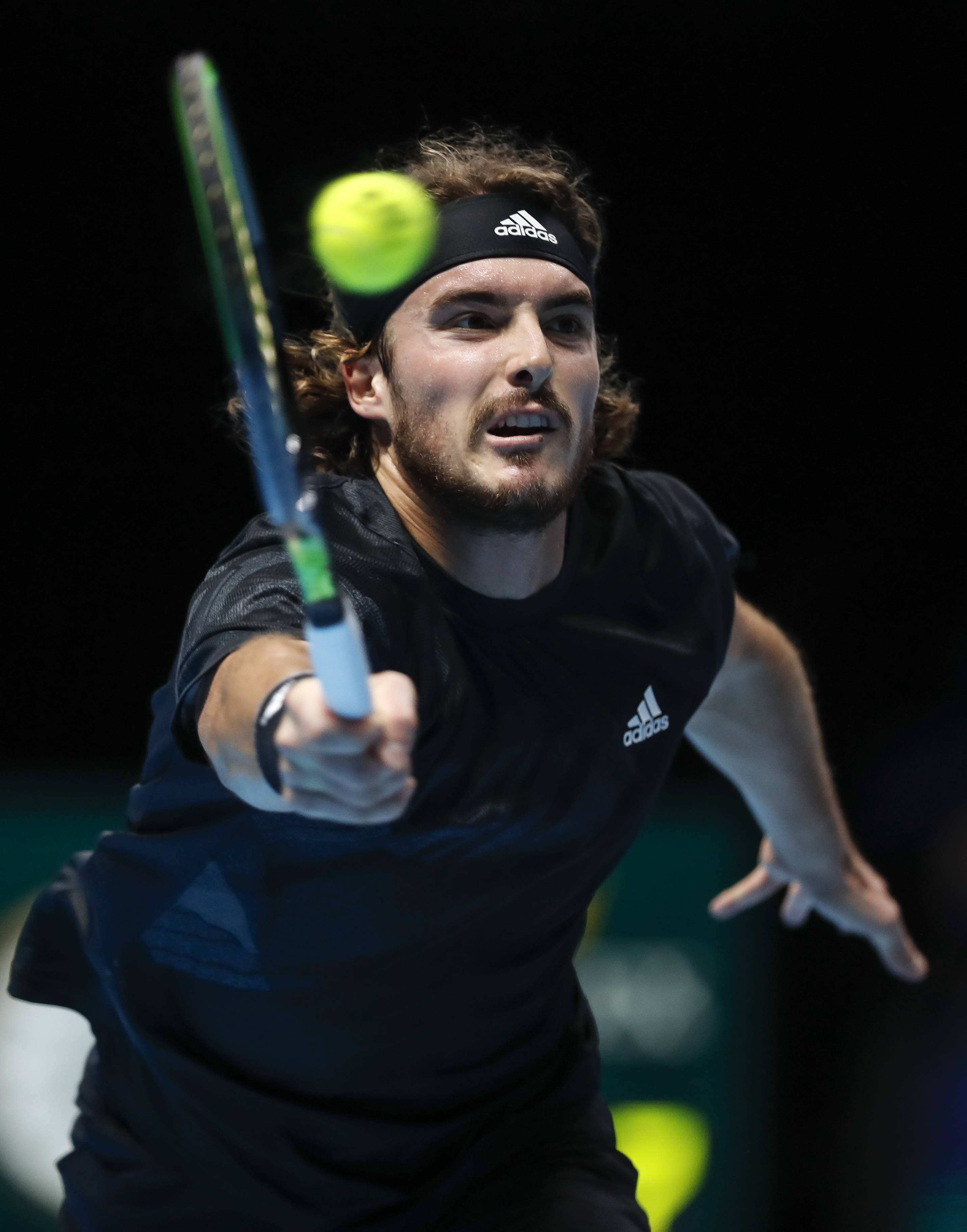 包含英国网球队逆转澳大利亚网球队,西西帕斯关键制胜的词条 包含英国网球队逆转澳大利亚网球队,西西帕斯关键制胜的词条