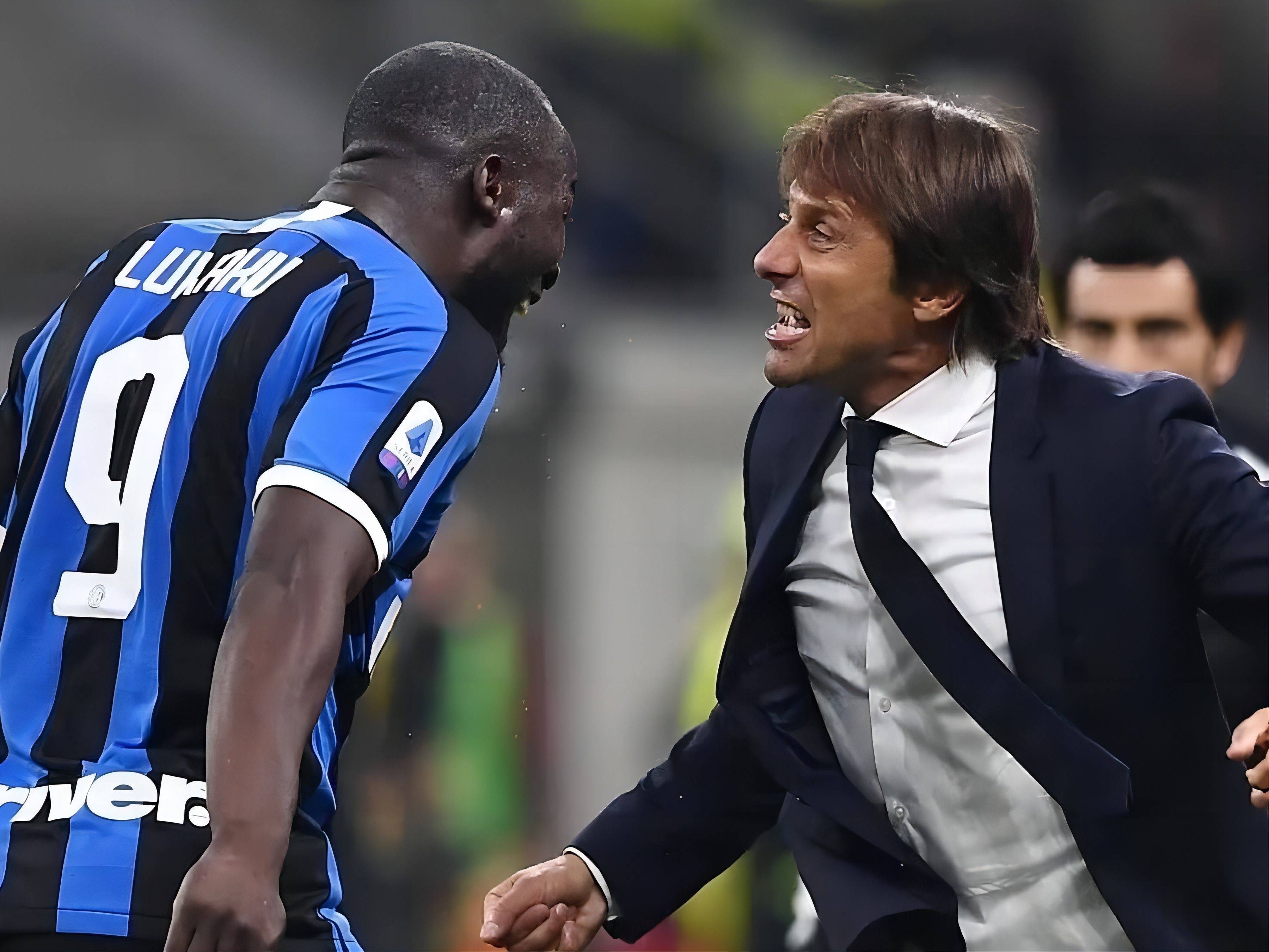 关于阿森纳爆冷那不勒斯，孔蒂绝境逆转的信息