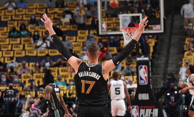 关于青岛队险胜爵士,莫兰特带队取胜的信息 关于青岛队险胜爵士,莫兰特带队取胜的信息